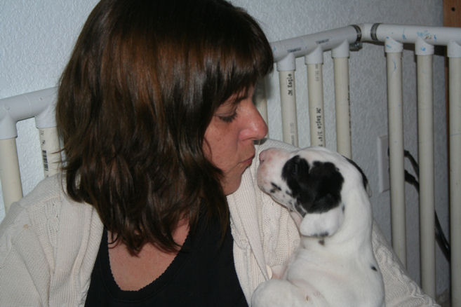 kissfromfreya4weeks.jpg